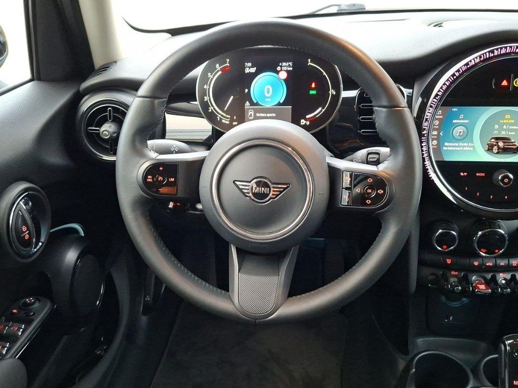 MINI Cooper 1.5 Cooper Essential  Aut.+ Premium Pack - 12