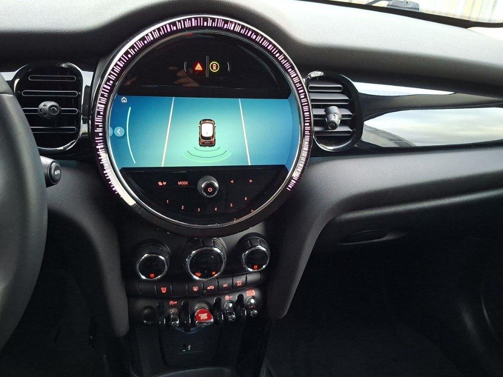 MINI Cooper 1.5 Cooper Essential  Aut.+ Premium Pack - 11