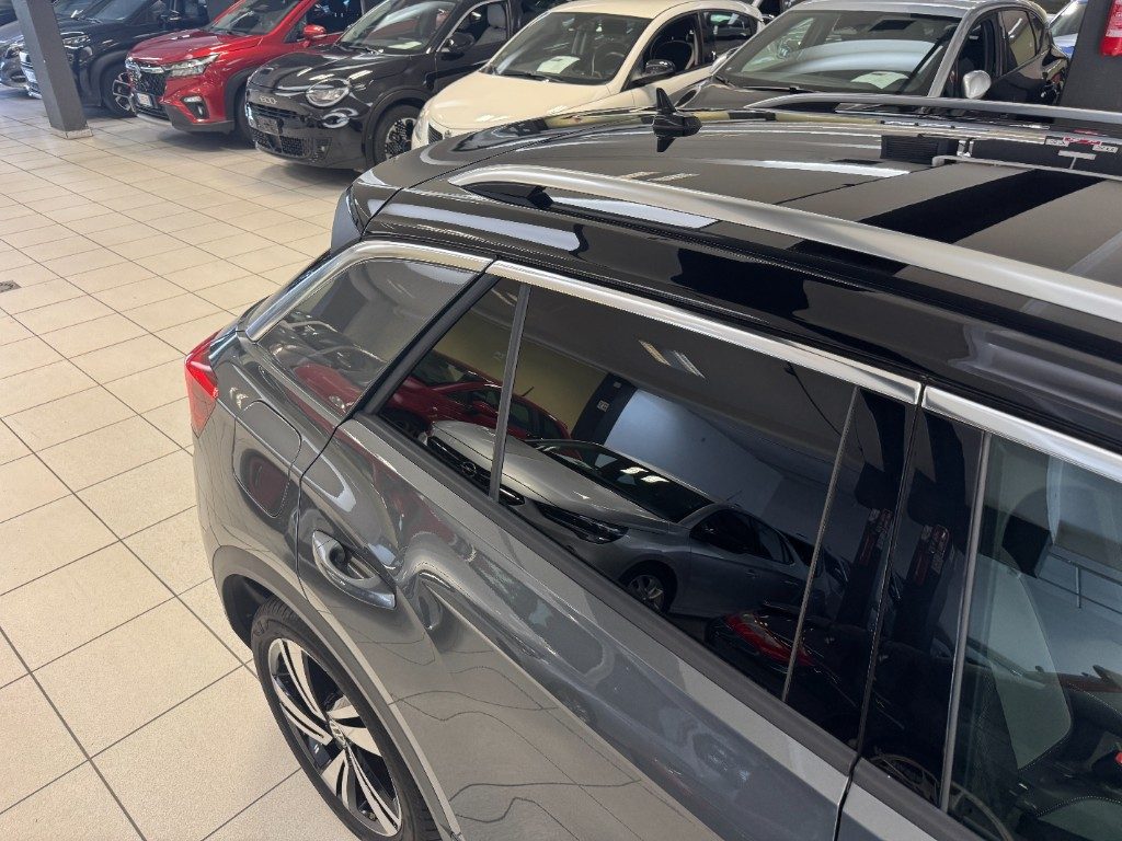 VOLKSWAGEN T-Roc 1.0 TSI R-Line---6.100KM - 16