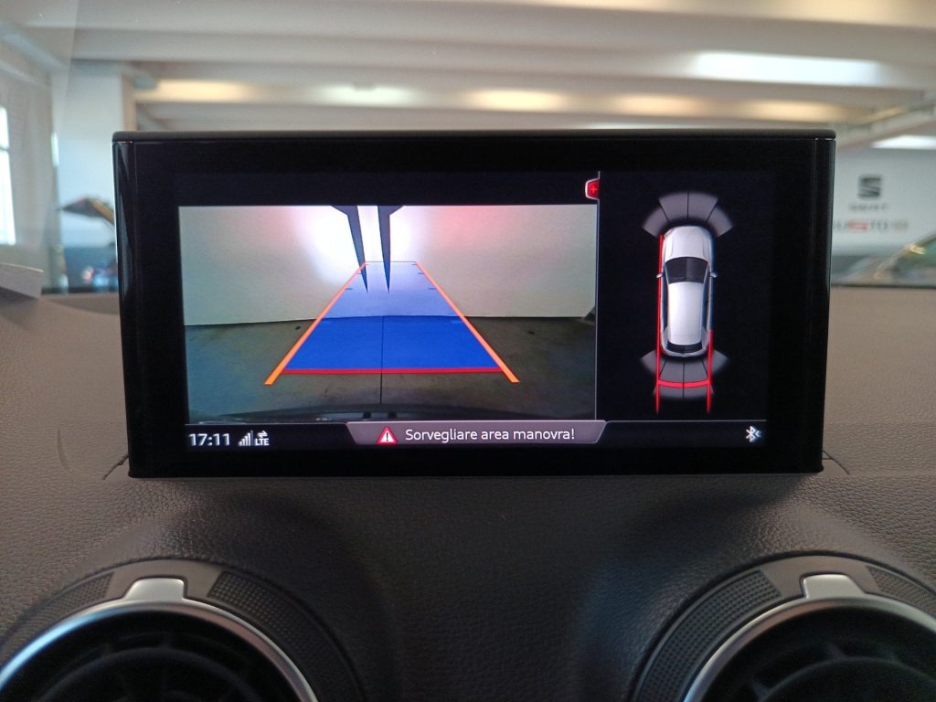 AUDI Q2 30 2.0 tdi Admired Advanced s-tronic - 16