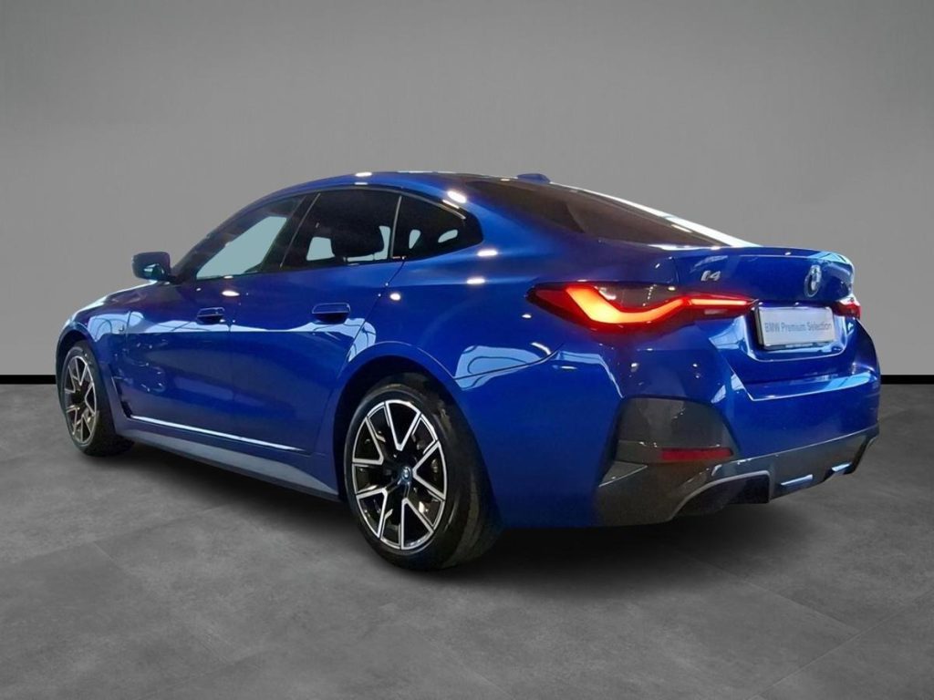 BMW i4 eDrive 40 Msport + Tetto Apr. - 4