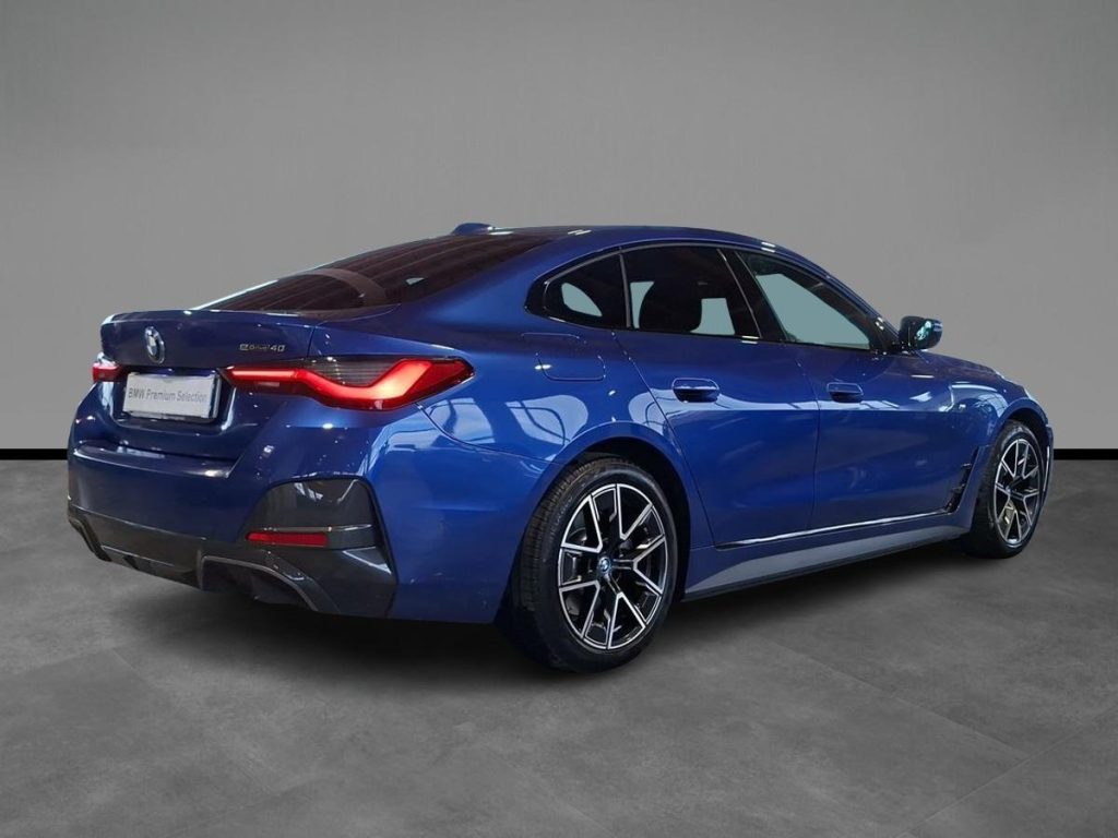 BMW i4 eDrive 40 Msport + Tetto Apr. - 15