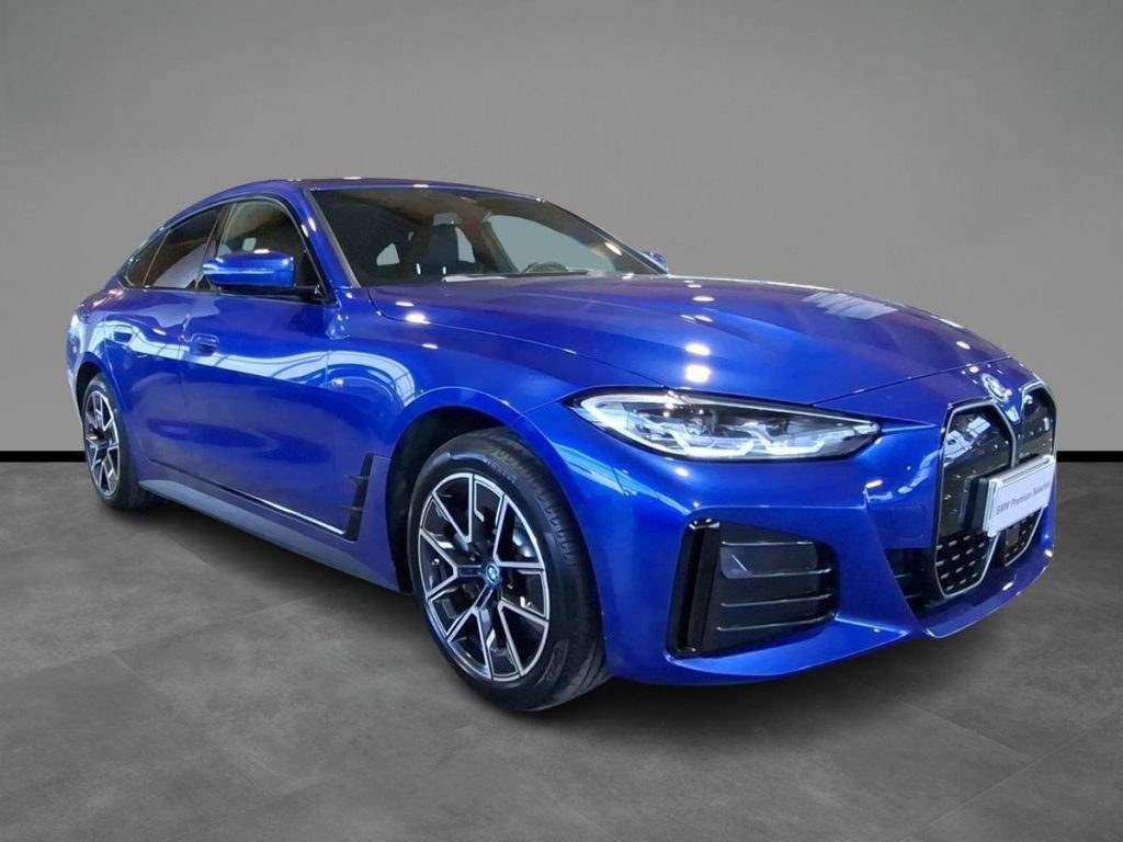 BMW i4 eDrive 40 Msport + Tetto Apr. - 16