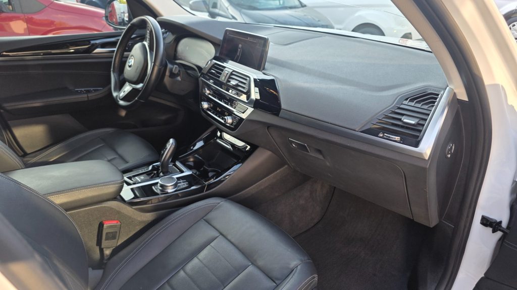 BMW X3 xDrive20d 48V Business Advantage - 11