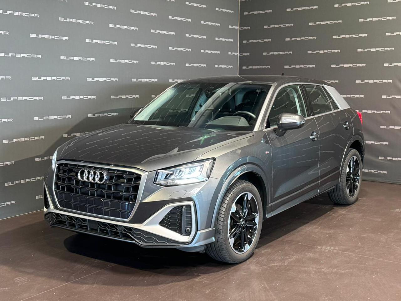 AUDI Q2 30 TDI S line Edition - 1