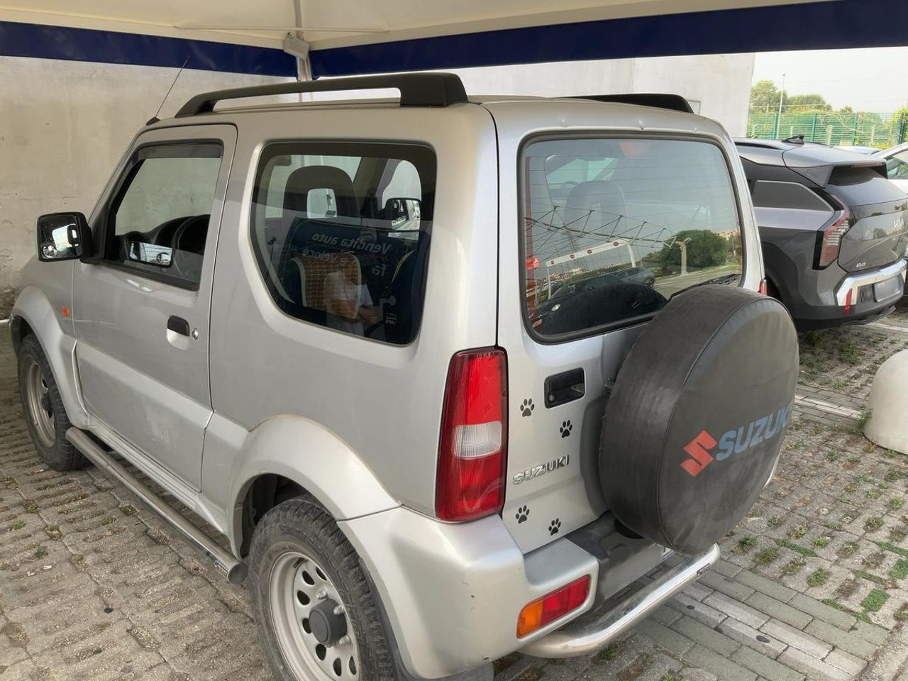 SUZUKI Jimny 1.3i 16V cat 4WD Club - 9