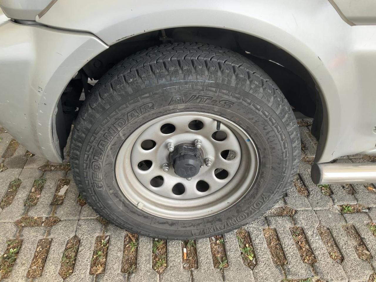 SUZUKI Jimny 1.3i 16V cat 4WD Club - 3