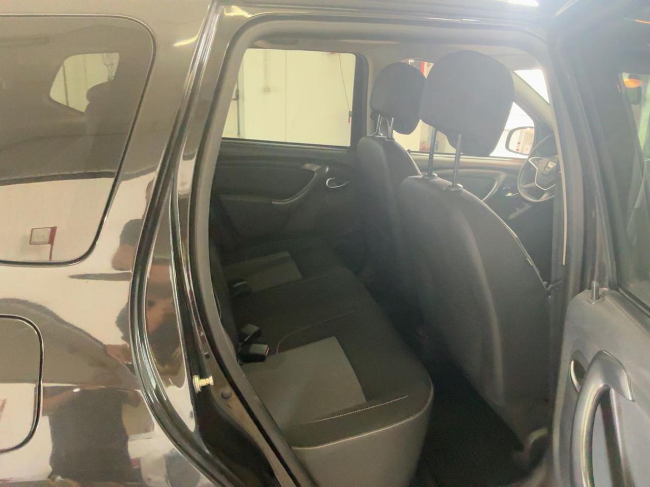 DACIA Duster 1.5 dCi 110 CV 4x2 Brave - 17