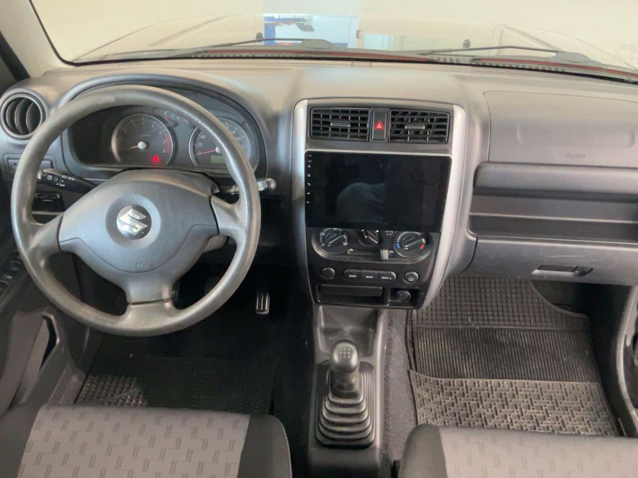 SUZUKI Jimny 1.3i 16V cat 4WD JLX - 18