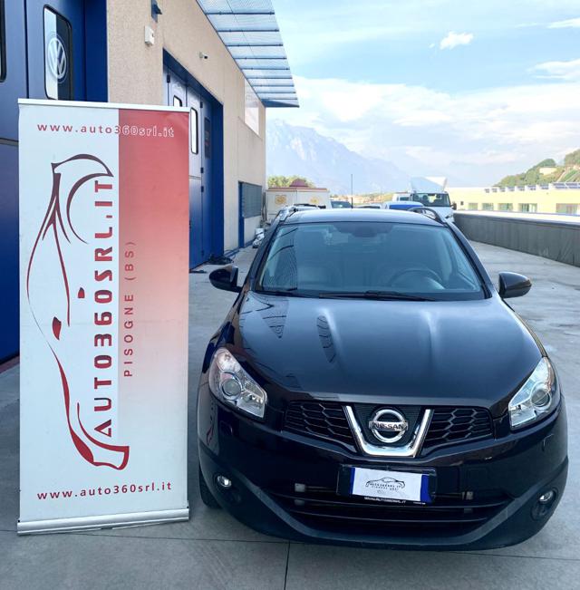 NISSAN Qashqai Bordeaux metallizzato