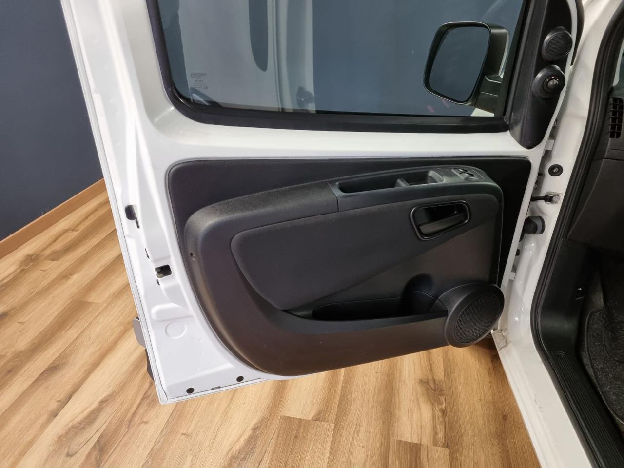 FIAT Qubo 1.3 MJT 80 CV Trekking - 17