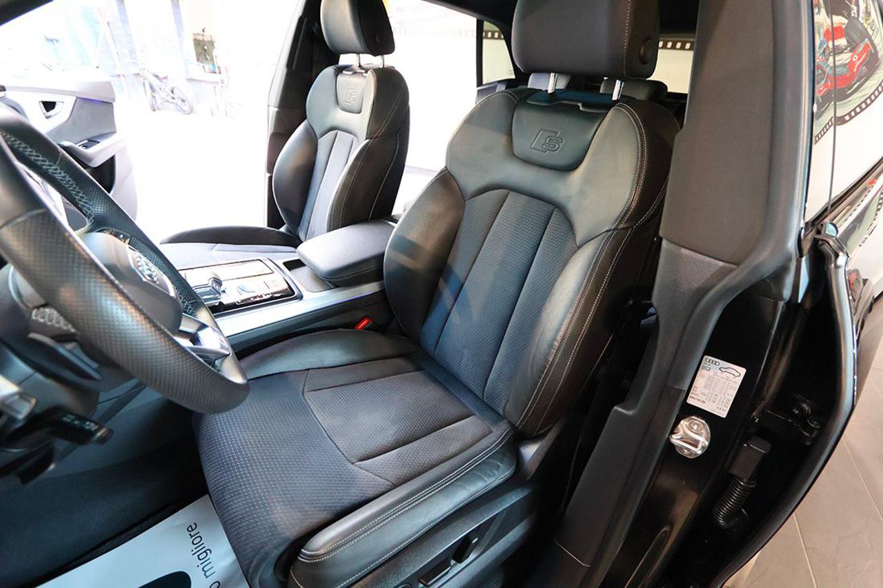 AUDI Q8 50 TDI Quattro Tiptronic Sport S-Line - 19