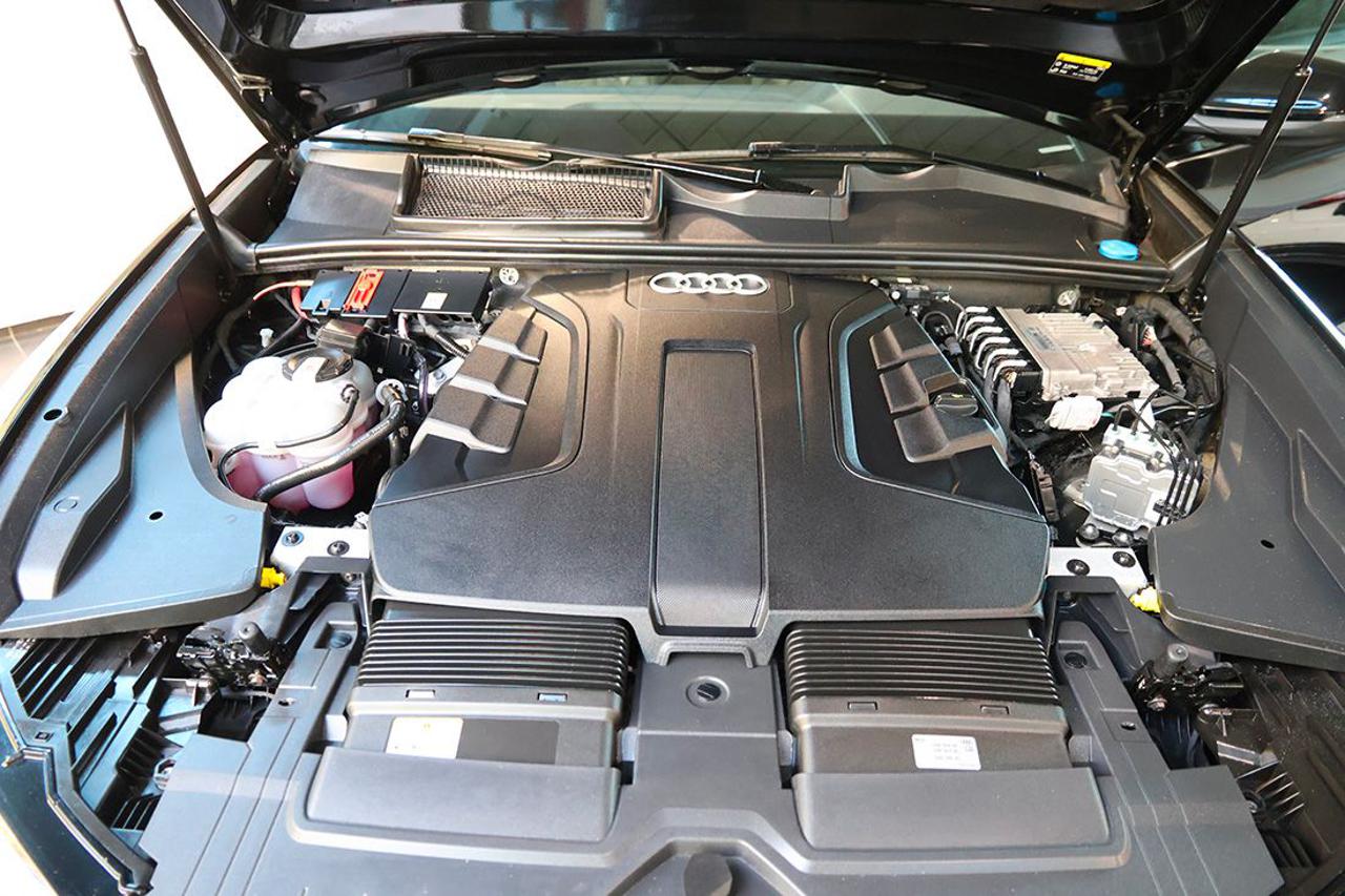 AUDI Q8 50 TDI Quattro Tiptronic Sport S-Line - 12