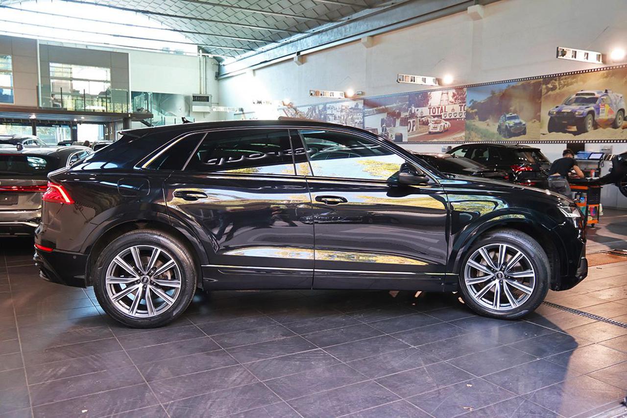AUDI Q8 50 TDI Quattro Tiptronic Sport S-Line - 11
