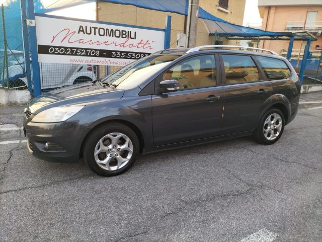 FORD Focus Grigio scuro metallizzato