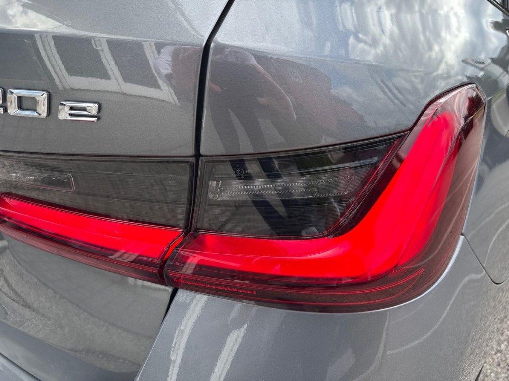 BMW 320 e Touring - 7