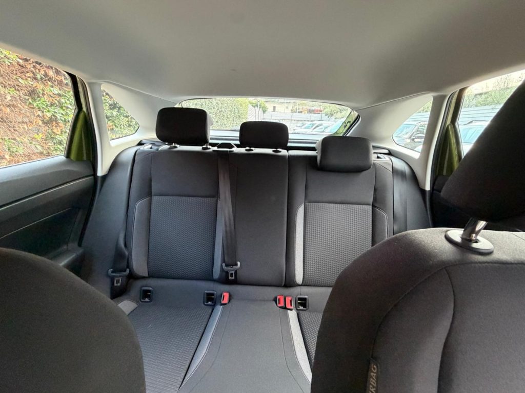 VOLKSWAGEN Taigo 1.0 TSI 110 CV Life - 19