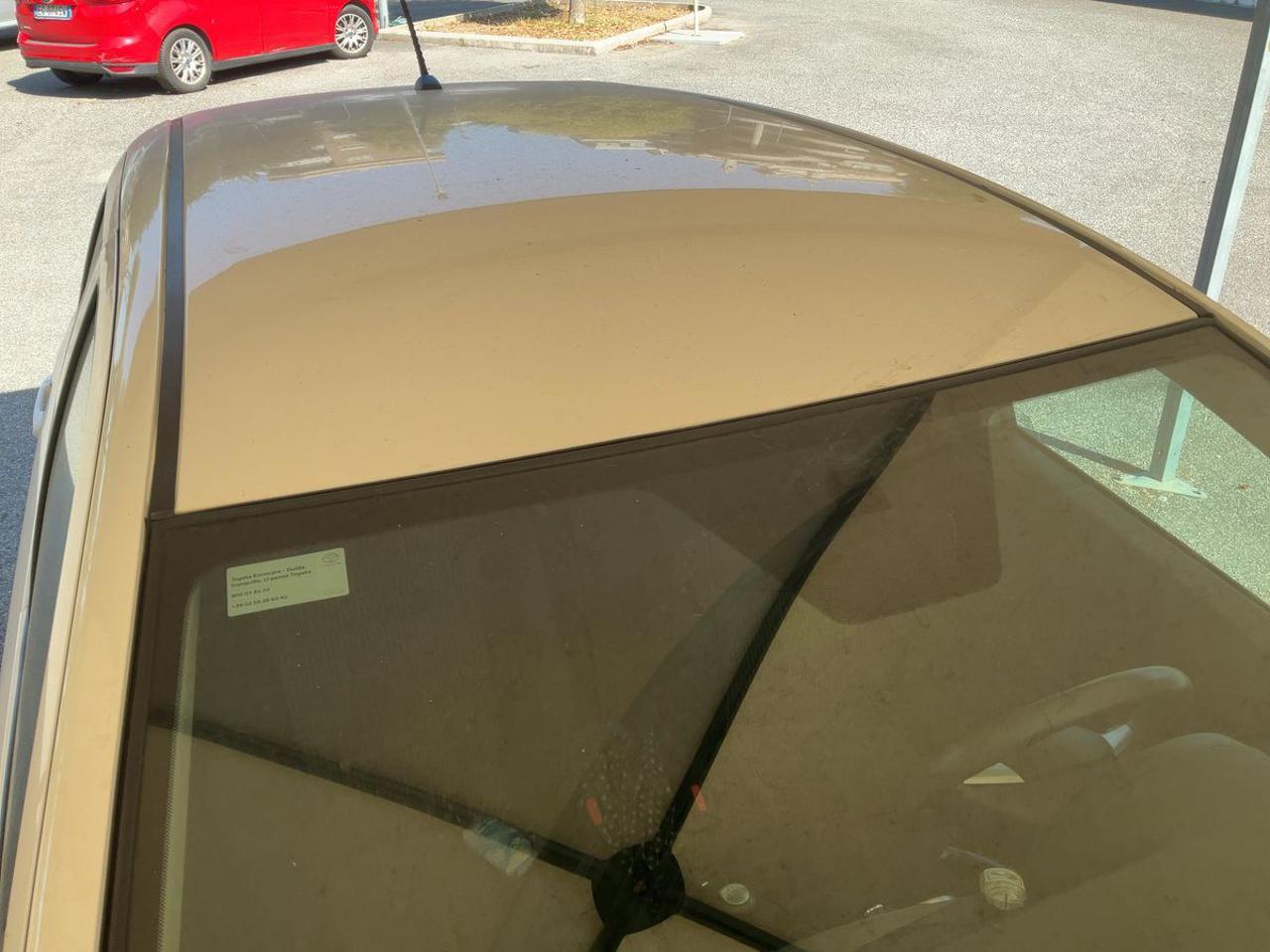 TOYOTA Yaris 1.0 5 porte Active - 12
