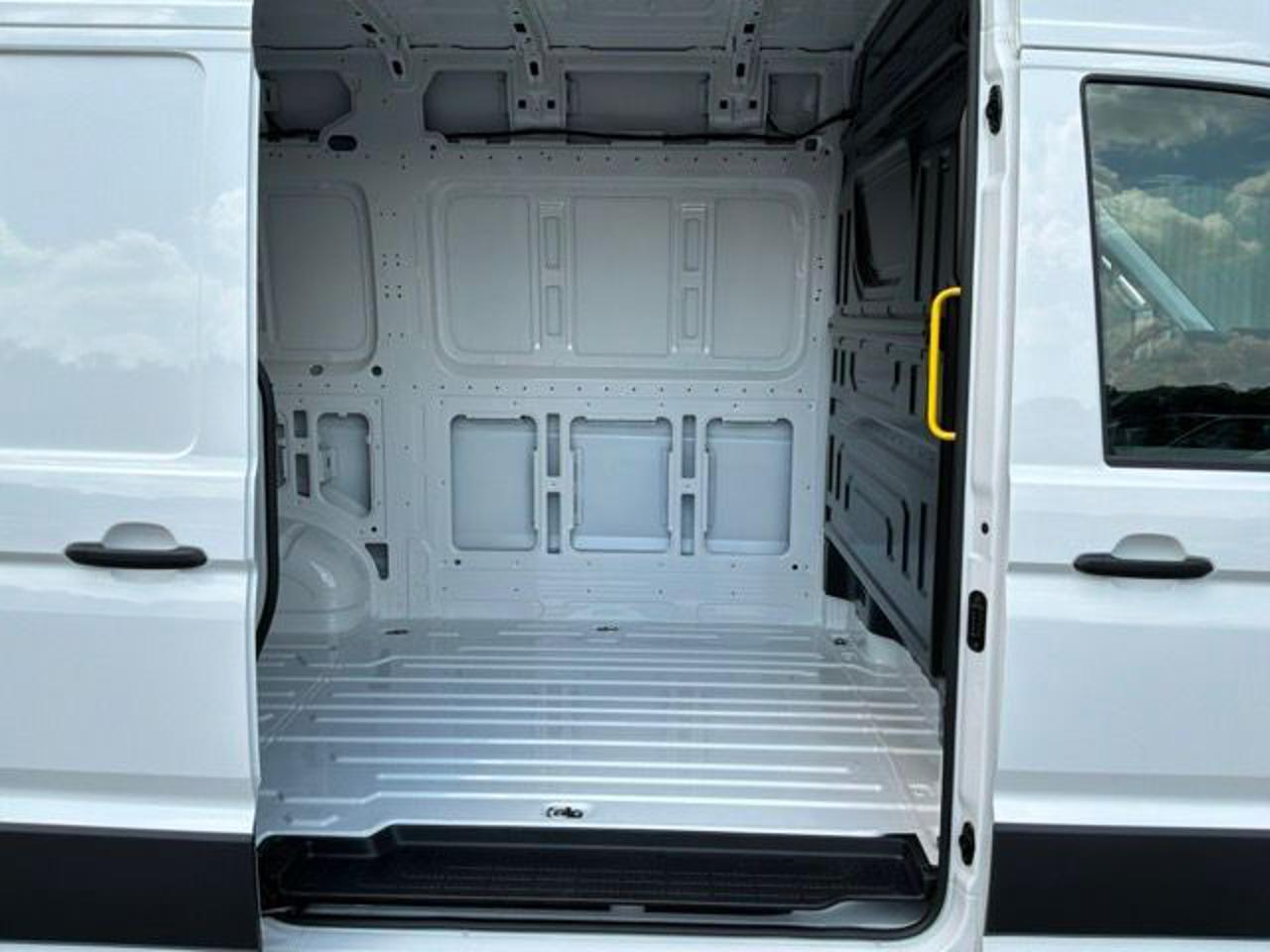 VOLKSWAGEN Crafter 35 2.0 TDI 140CV. L3-H3 Furgone Business - 14
