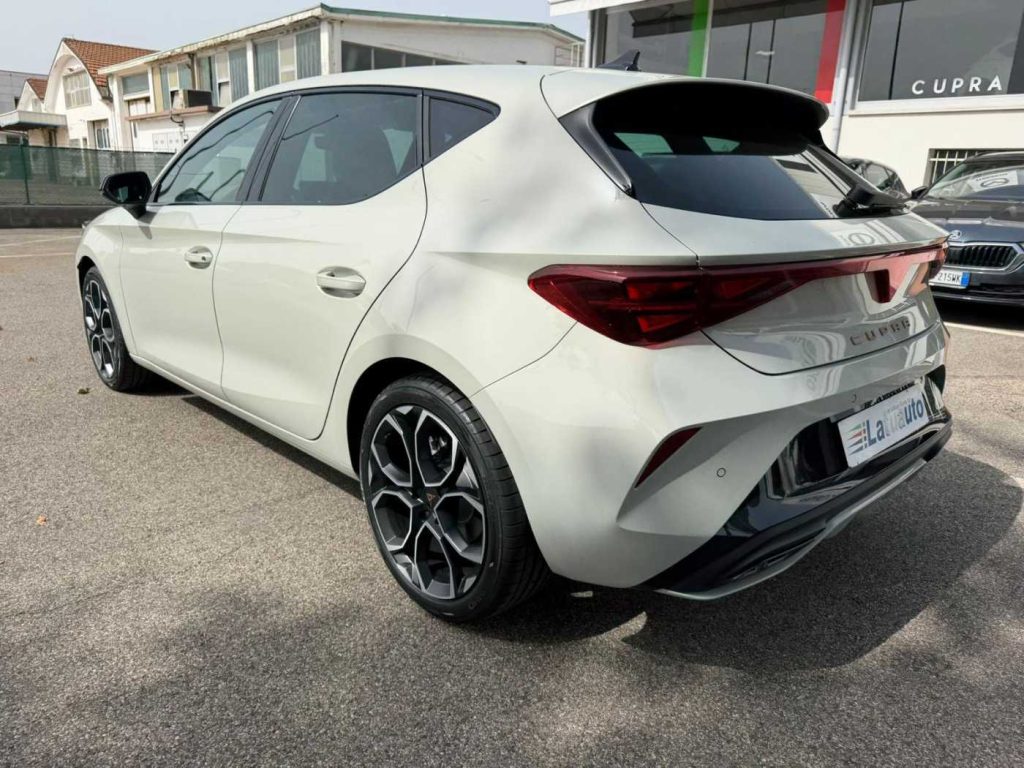 CUPRA Leon 1.5 Hybrid 150 CV DSG Edge ( KM ZERO )) - 4