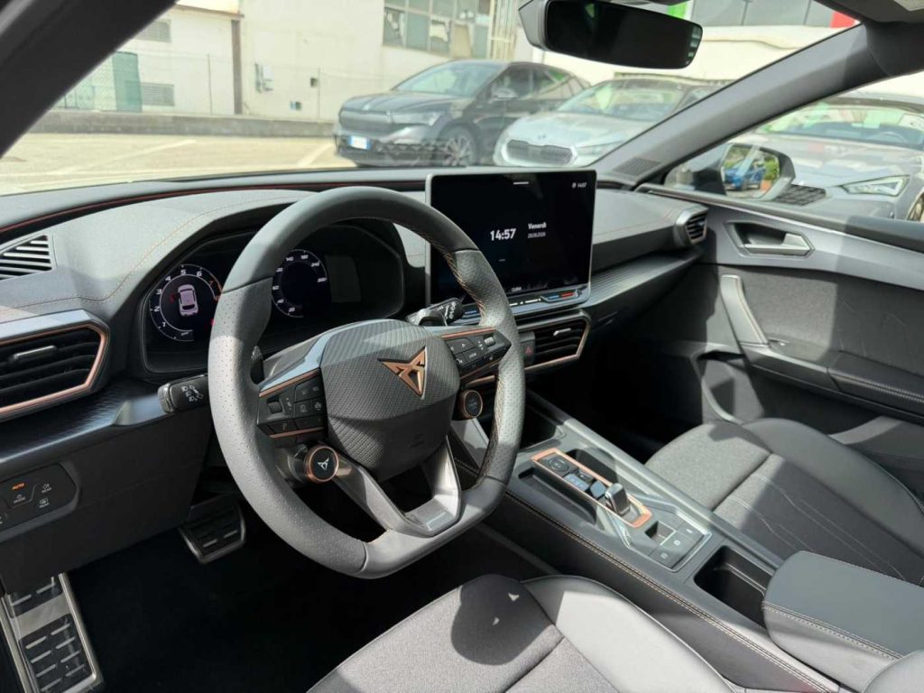 CUPRA Leon 1.5 Hybrid 150 CV DSG Edge ( KM ZERO )) - 10