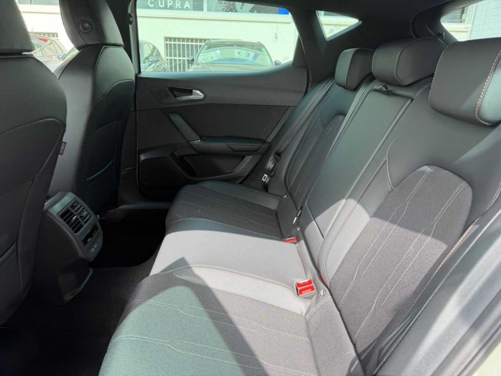 CUPRA Leon 1.5 Hybrid 150 CV DSG Edge ( KM ZERO )) - 13