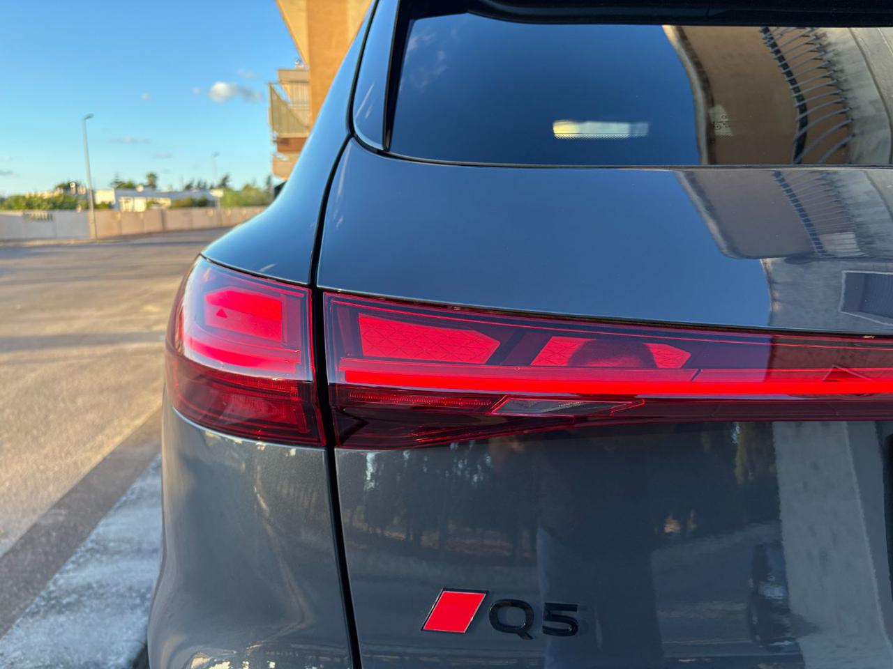 AUDI Q5 TDI 150 kW mHEV+ S tronic quattro S line edition - 44