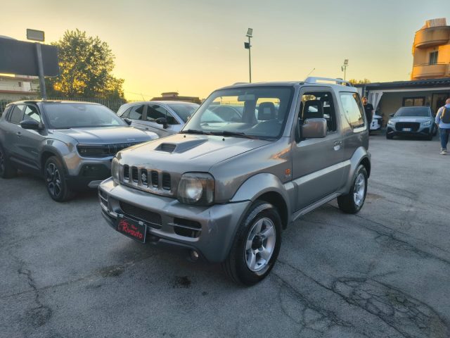 SUZUKI Jimny Grigio scuro metallizzato