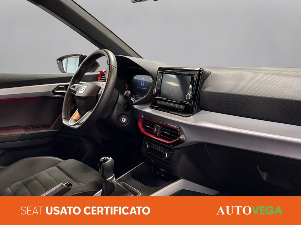SEAT Arona 1.0 ecotsi fr 110cv - 6