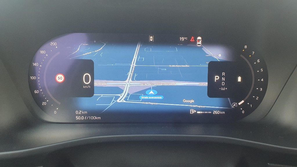 VOLVO XC40 B3 automatico Core - Grid Foto 9
