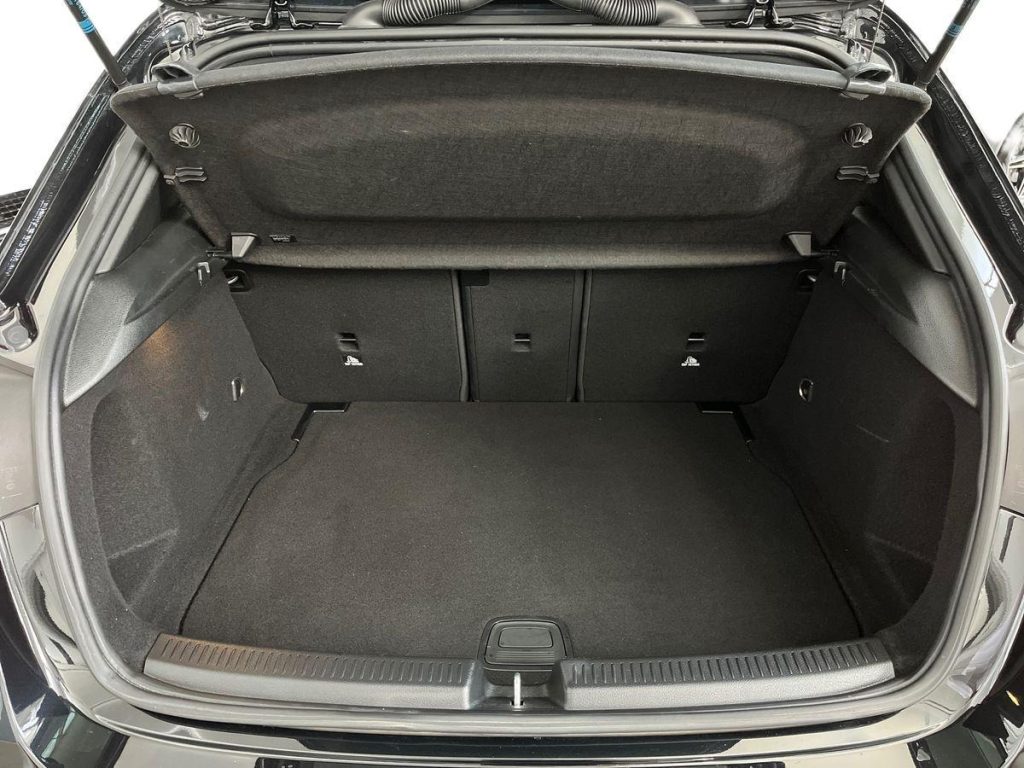 MERCEDES-BENZ A 180 d Automatic Premium Night Edition - 14
