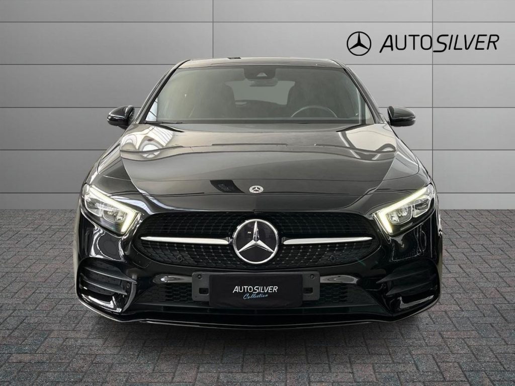 MERCEDES-BENZ A 180 d Automatic Premium Night Edition - 3