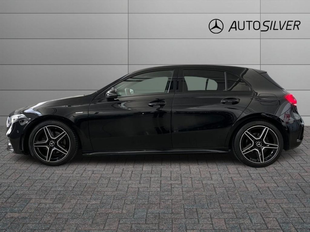MERCEDES-BENZ A 180 d Automatic Premium Night Edition - 6