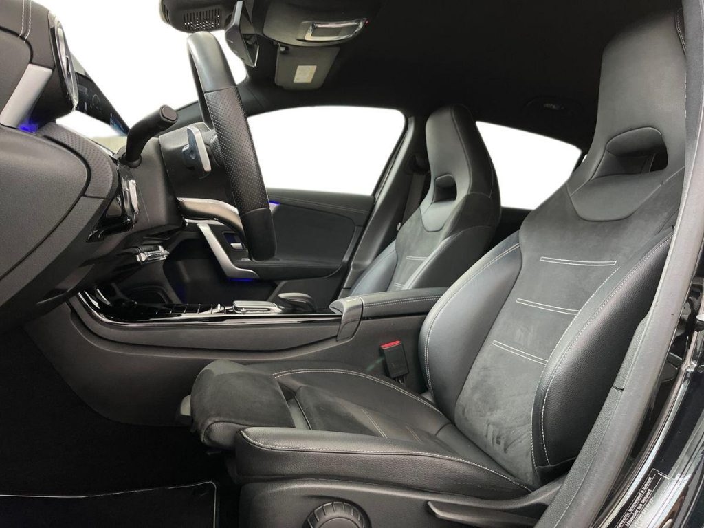 MERCEDES-BENZ A 180 d Automatic Premium Night Edition - 10