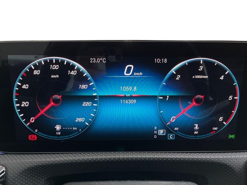 MERCEDES-BENZ A 180 d Automatic Premium Night Edition - 8