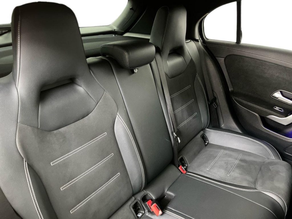 MERCEDES-BENZ A 180 d Automatic Premium Night Edition - 15