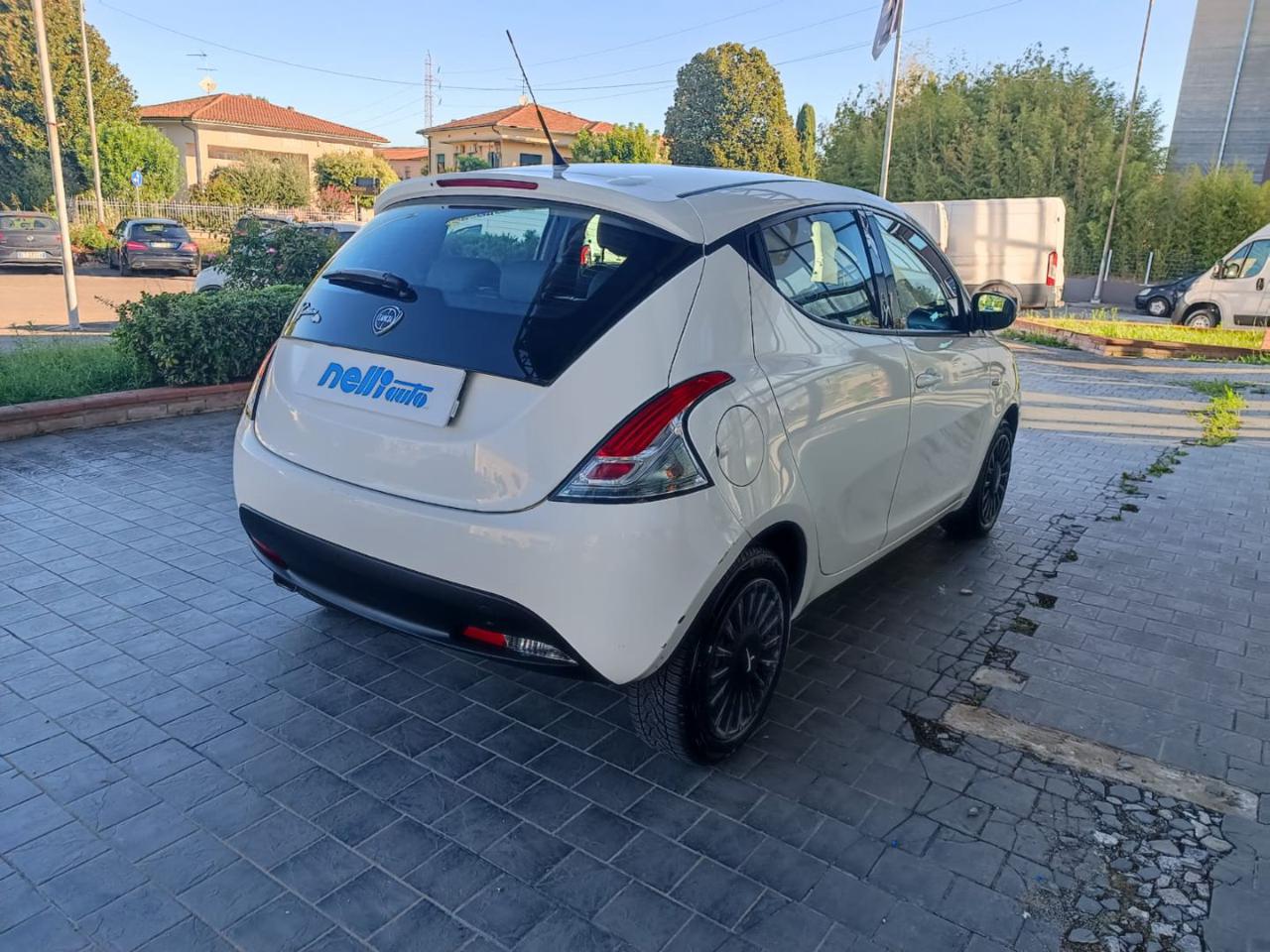 LANCIA Ypsilon 1.2 69 CV 5 porte Elefantino - 7