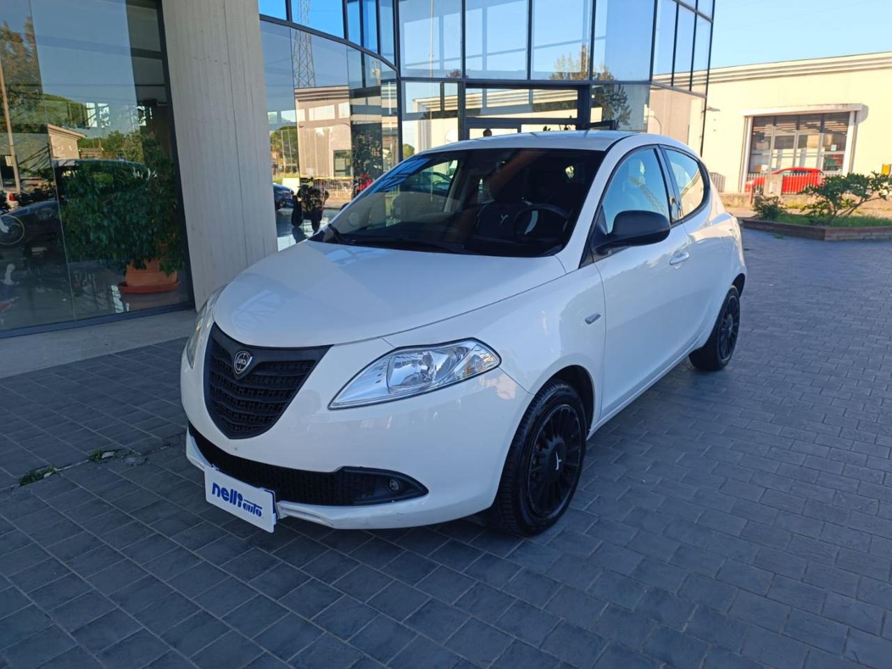 LANCIA Ypsilon 1.2 69 CV 5 porte Elefantino - 3