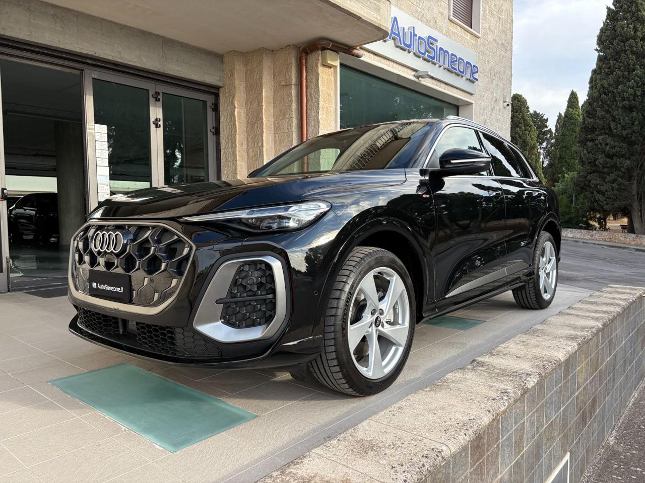 AUDI Q5 2.0 TDI mHEV+ S tronic quattro S line edition. - 1