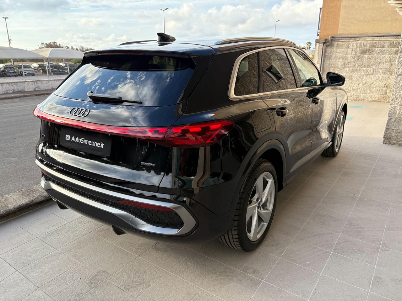 AUDI Q5 2.0 TDI mHEV+ S tronic quattro S line edition. - 5