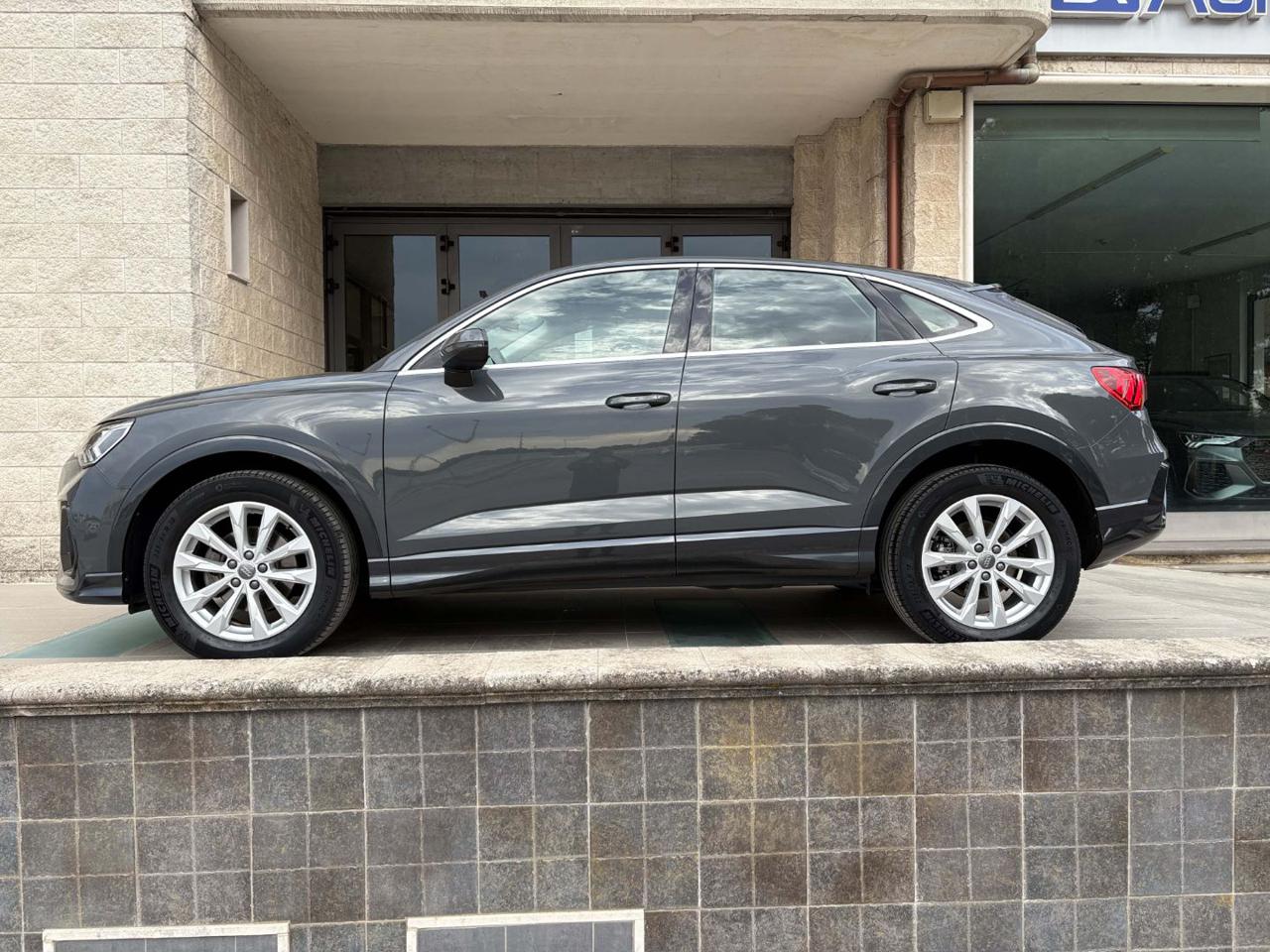 AUDI Q3 SPB SPORTBACK 35 TDI S tronic Business Plus - 8
