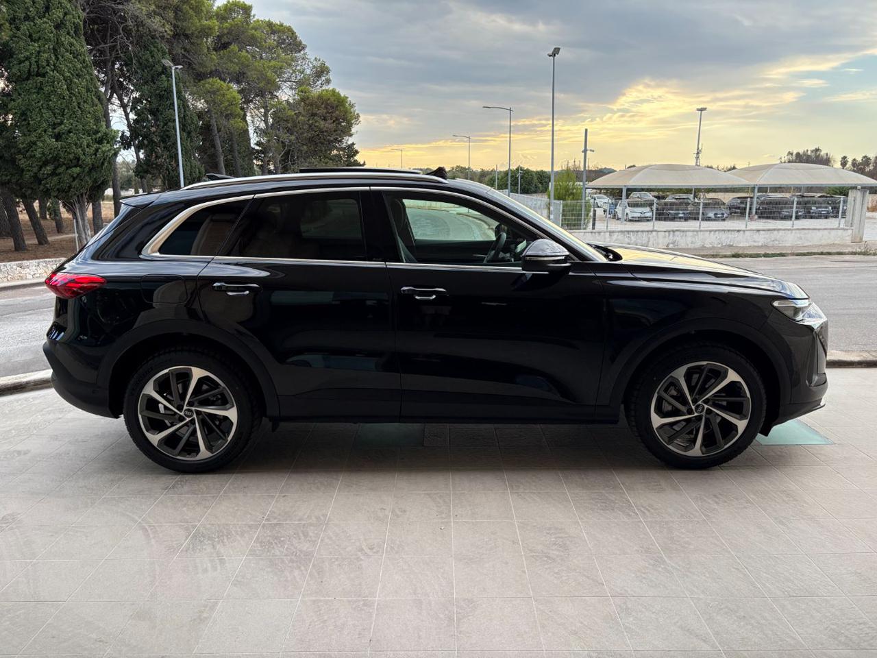 AUDI Q5 2.0 TDI mHEV+ S tronic quattro Business Advanced. - 4