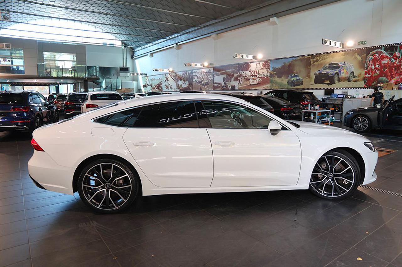 AUDI A7 40 TDI Sportback S-Tronic - 10