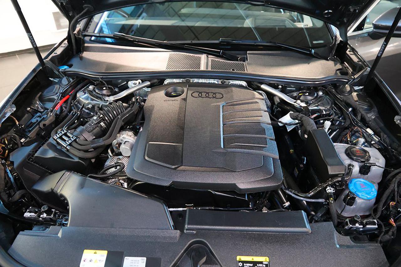 AUDI A5 TDI 150kw Avant mHEV+ S-Tronic S-Line - 10