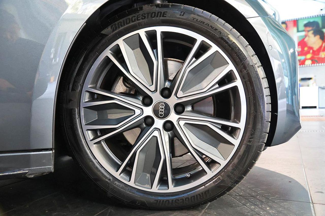 AUDI A5 TDI 150kw Avant mHEV+ S-Tronic S-Line - 6