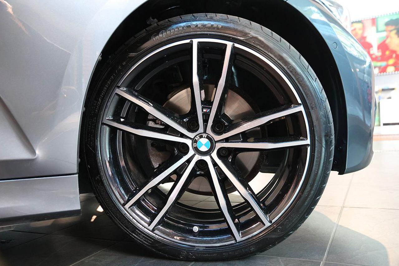 BMW 320 d 48V xDrive Touring MSport - 6