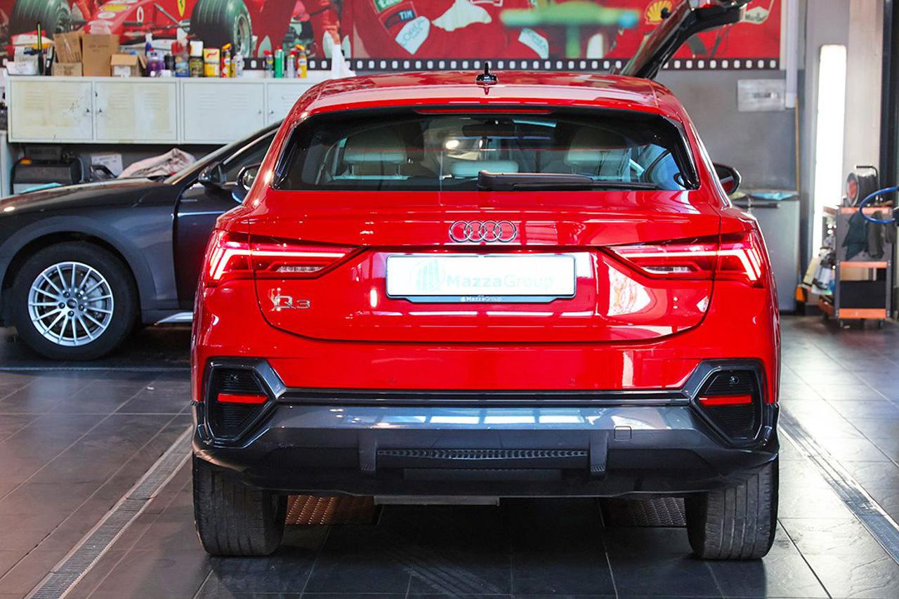 AUDI Q3 35 TDI Sportback S-Tronic Business Plus - 4