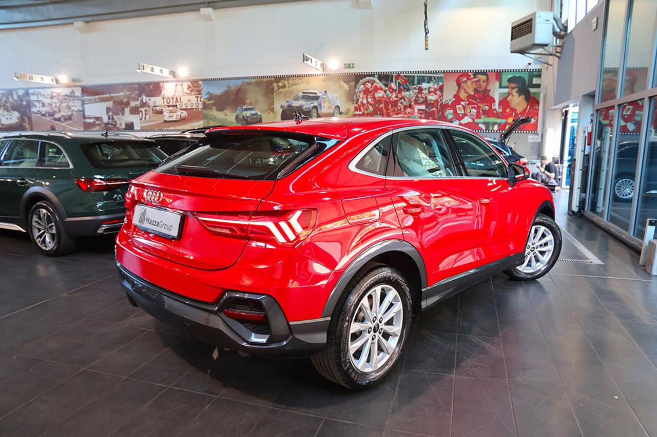 AUDI Q3 35 TDI Sportback S-Tronic Business Plus - 9