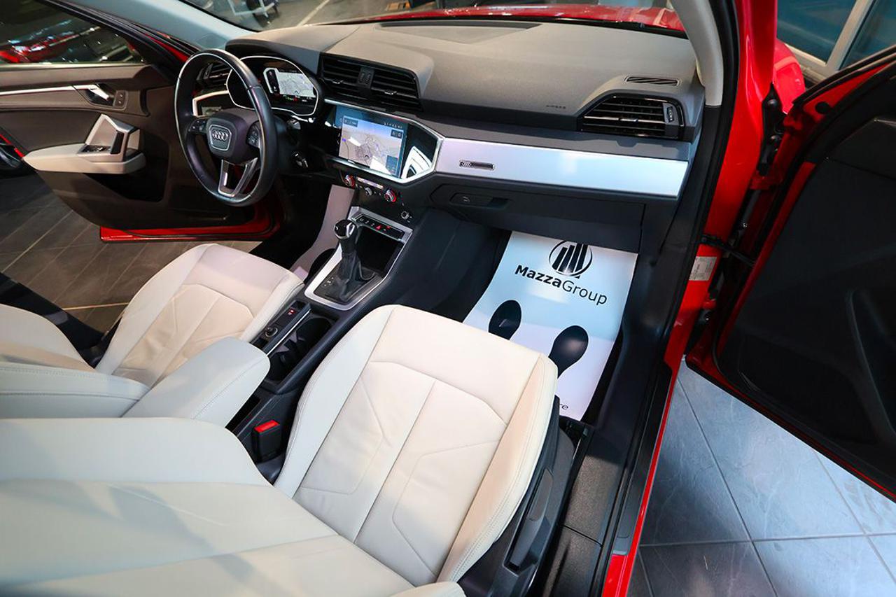 AUDI Q3 35 TDI Sportback S-Tronic Business Plus - 16