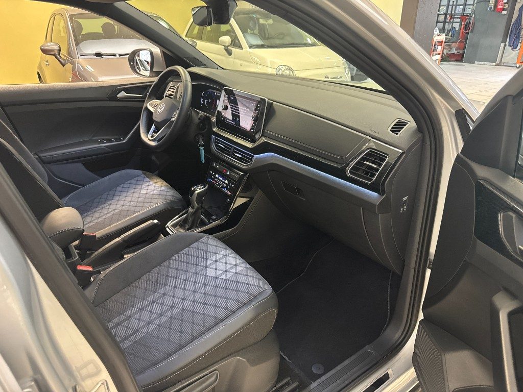 VOLKSWAGEN T-Cross 1.0 TSI 115 CV DSG R-Line+IQlight+18+CAMERA Park - 6